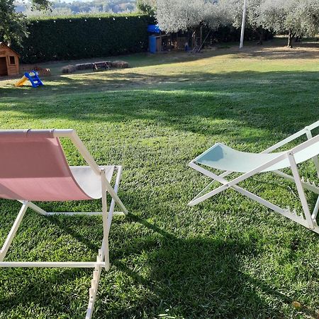 Agriturismo Rosso Di Sera Cugnoli Buitenkant foto