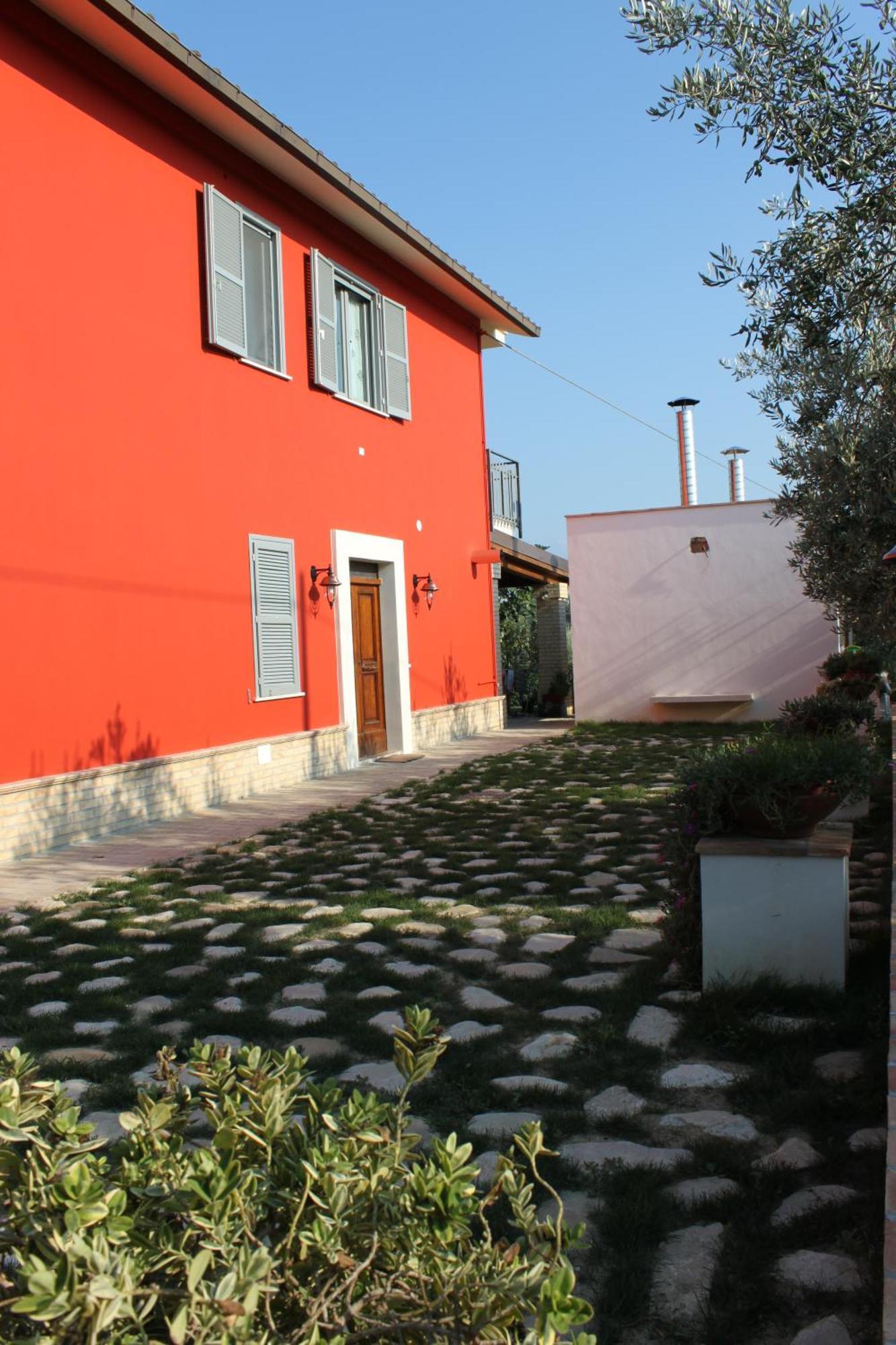 Agriturismo Rosso Di Sera Cugnoli Buitenkant foto