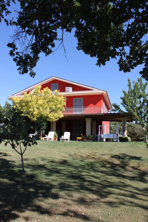 Agriturismo Rosso Di Sera Cugnoli Buitenkant foto