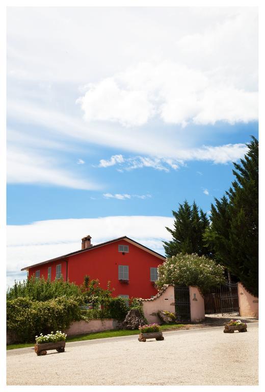 Agriturismo Rosso Di Sera Cugnoli Buitenkant foto