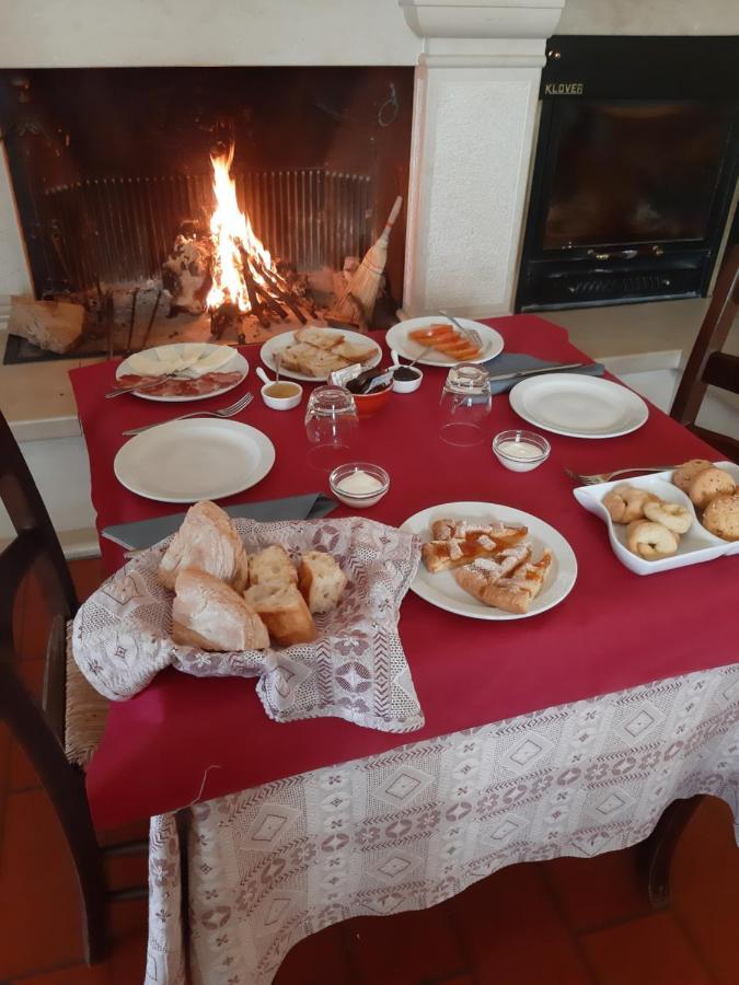 Agriturismo Rosso Di Sera Cugnoli Buitenkant foto